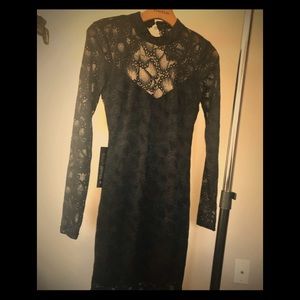 Bebe lace open back dress-black